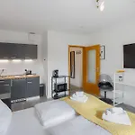 Mint Design-studio Mit Balkon ドルトムント