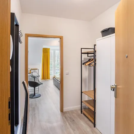 Mint Design-studio Mit Balkon Apartment *
