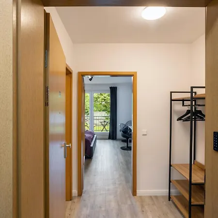 Mint Design-studio Mit Balkon Apartment Dortmund