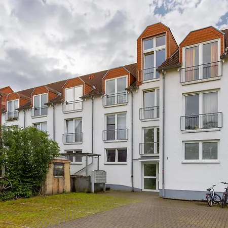 Apartment Mint Design-studio Mit Balkon