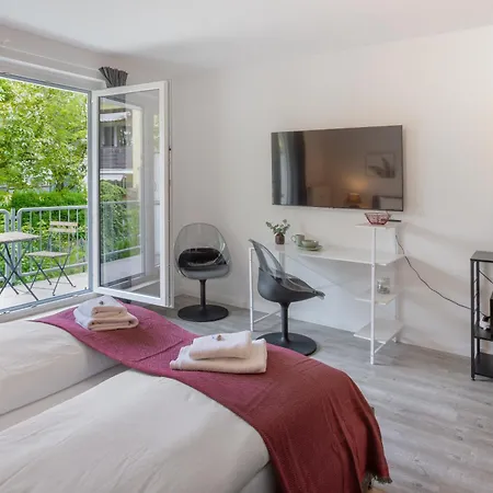 Mint Design-studio Mit Balkon *